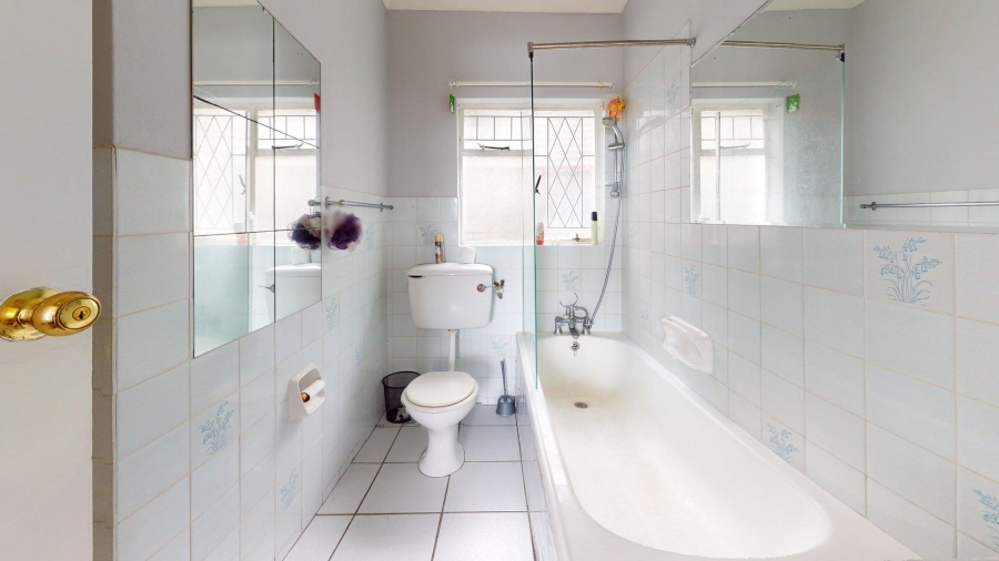 1 Bedroom Property for Sale in St Georges Park Eastern Cape